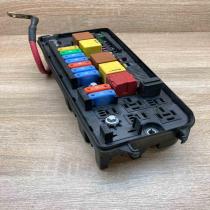13144711 519068027 US Fuse module Opel Signum