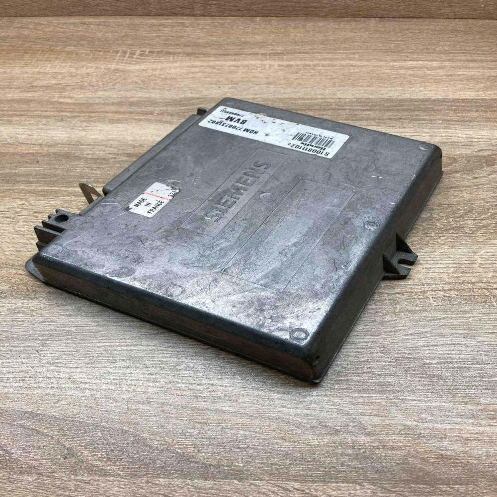 7700731802 S100811102D  Engine control unit/module ECU Renault 19