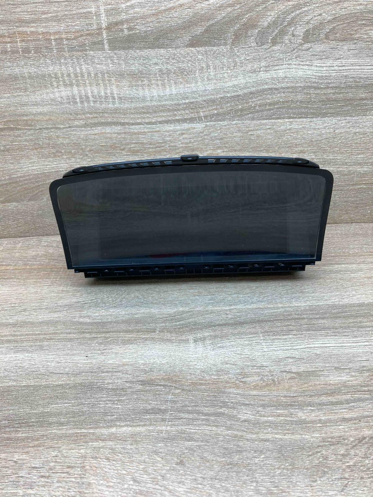 6967626   Screen/display/small screen BMW 7 E65 E66