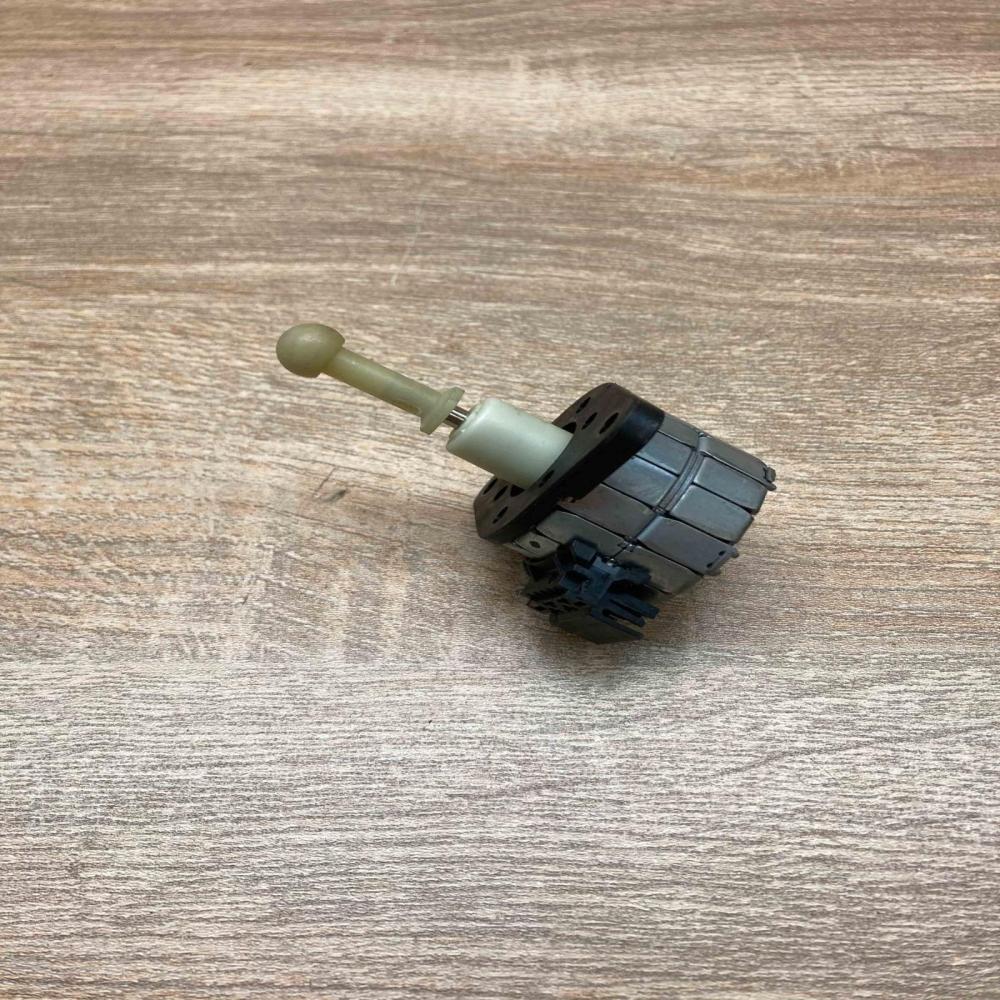 1307220060   Headlight level adjustment motor BMW 3 E92 E93