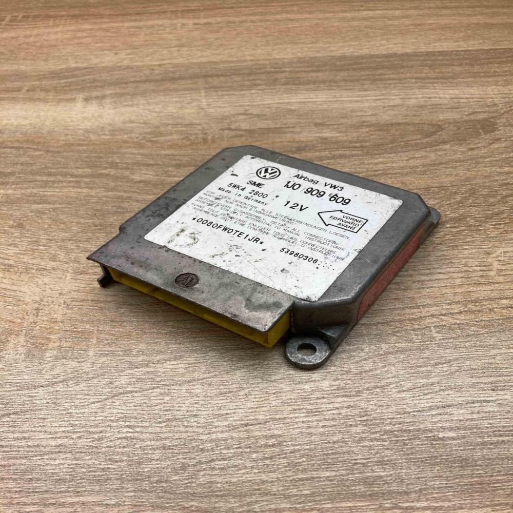 1J0909609 5WK42800  Airbag control unit/module Volkswagen Golf IV