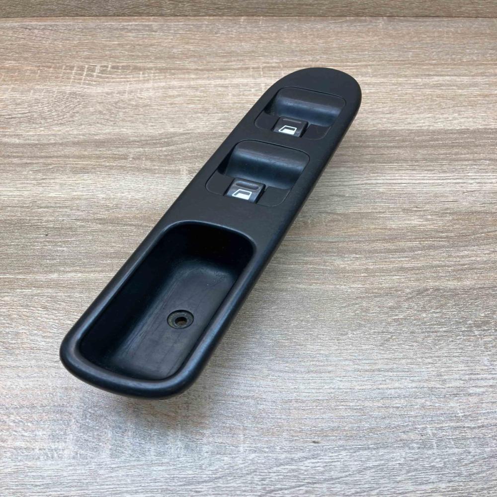 Peugeot Citroen Window Switch 27461  Electric window control switch Peugeot 307