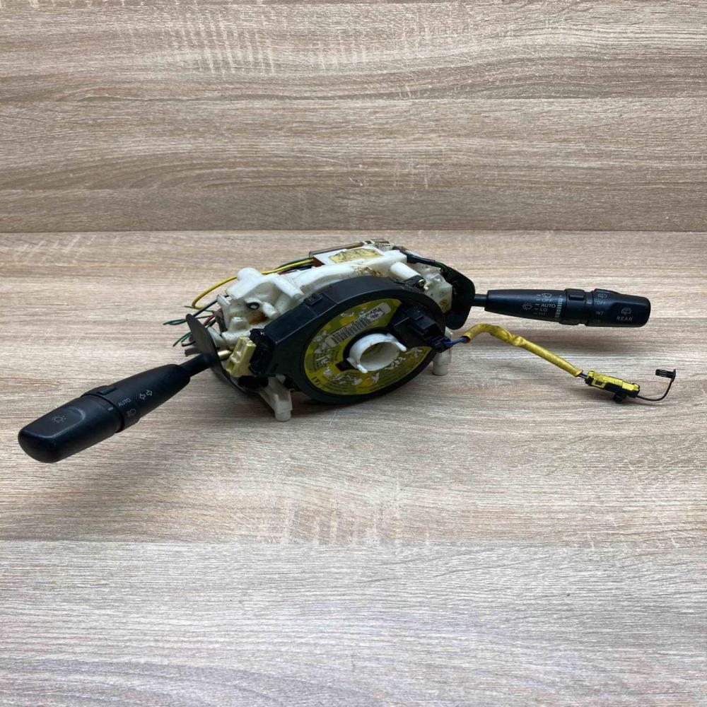 46431B   Wiper turn signal indicator stalk/switch KIA Carnival