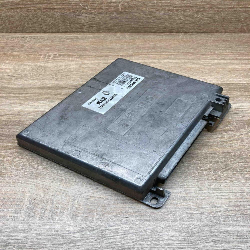 7700731802 S100811102E  Engine control unit/module ECU Renault 19