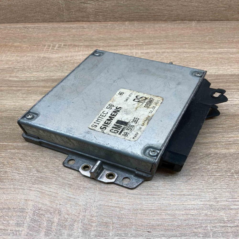 90506365   Engine control unit/module ECU Opel Vectra B