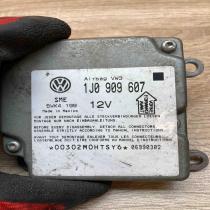 1J0909607 5WK4199 Main Airbag control unit/module Volkswagen PASSAT B5
