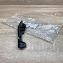 90559499   Front bumper mounting bracket Opel Astra G