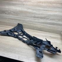 A2058850565   Front bumper mounting bracket Mercedes-Benz C W205