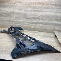 A2058850565   Front bumper mounting bracket Mercedes-Benz C W205