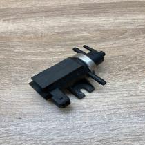 30618057 72190343  Turbo solenoid valve Volvo S40, V40