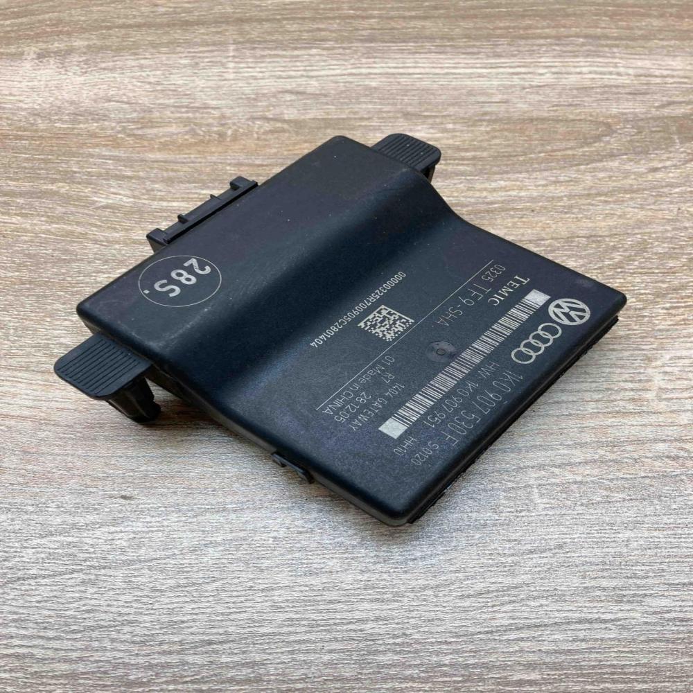 1K0907530F 1K0907951  Gateway control module Volkswagen PASSAT B6