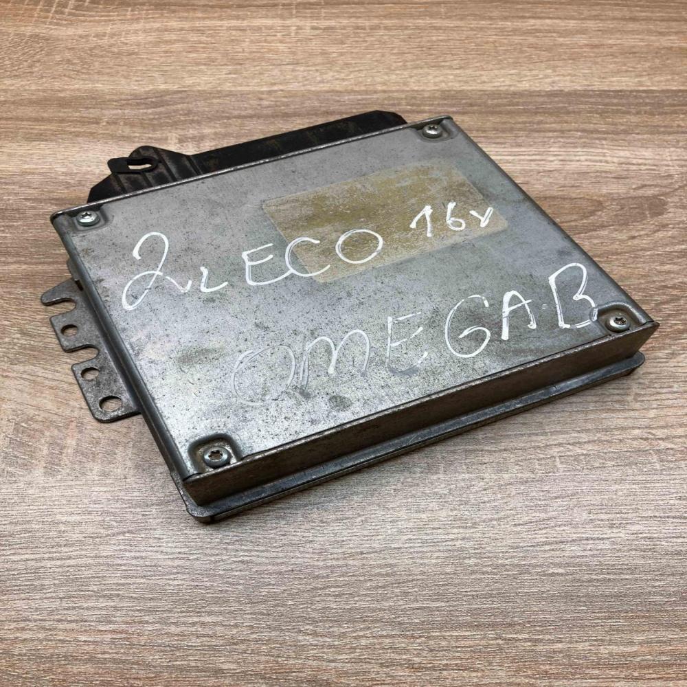 Omega B 2L ECU   Engine control unit/module ECU Opel Omega B1