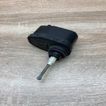 004375 45   Headlight level adjustment motor Audi 100 S4 C4