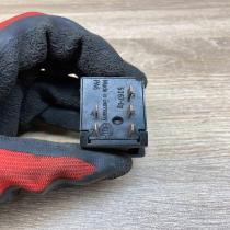 90214667 90276311  Headlight level height control switch Opel Omega A