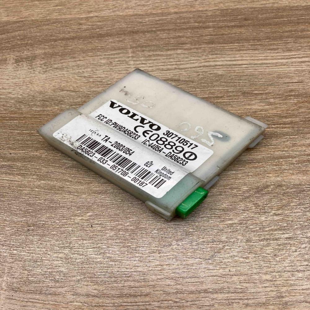 30710517   Alarm control unit/module Volvo V70