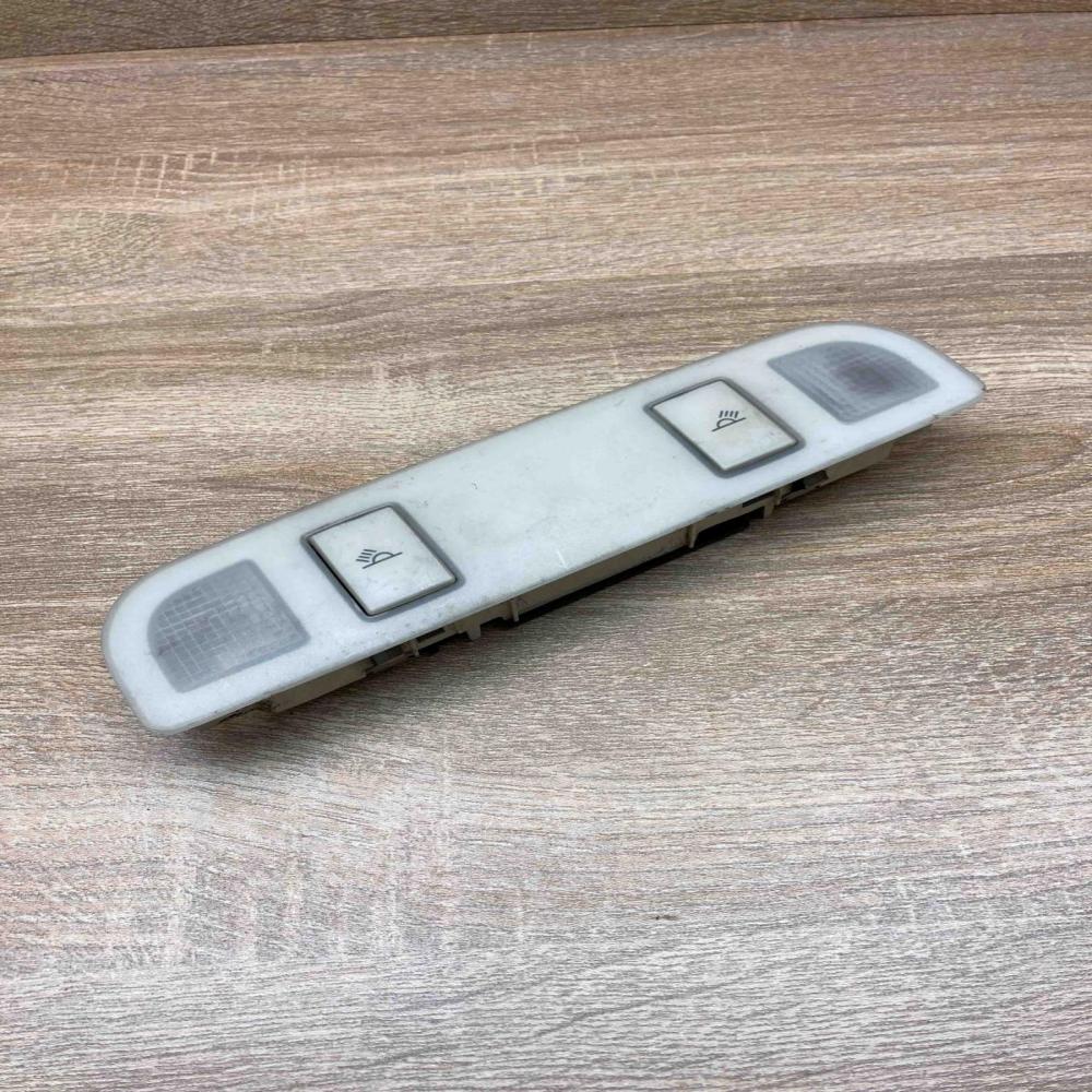 4F0947111   Rear seat light Audi A6 S6 C6 4F