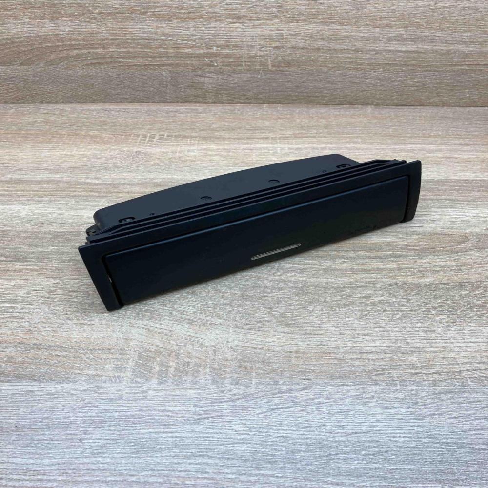307180200   Car ashtray BMW 3 E46