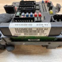 9643538180   Central body control module Peugeot 307