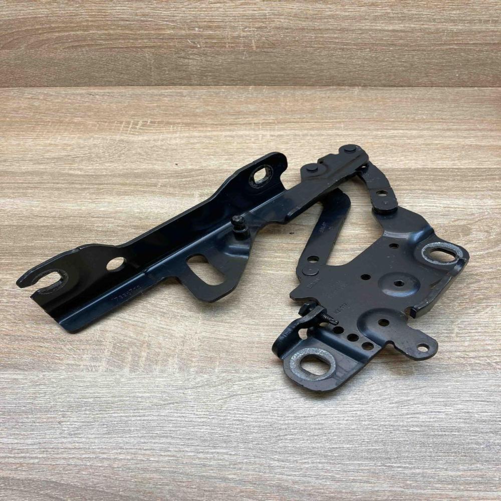 7336700   Engine bonnet/hood hinges BMW 3 F30 F35 F31