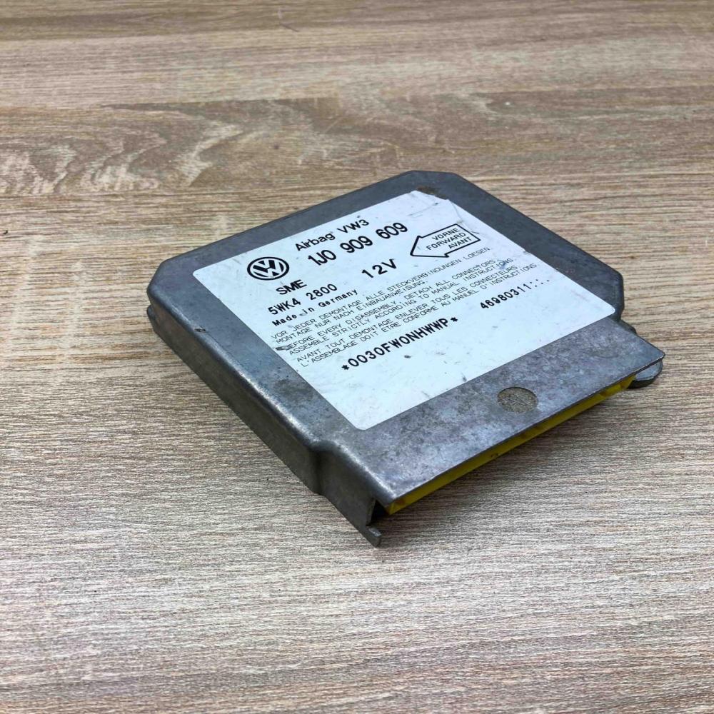 1J0909609 5WK42800  Airbag control unit/module Volkswagen Golf IV