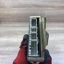 MD322386 E2T63276  Engine control unit/module ECU Mitsubishi Carisma