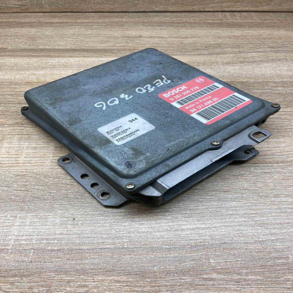 9617149880 0261200778  Engine control unit/module ECU Peugeot 206