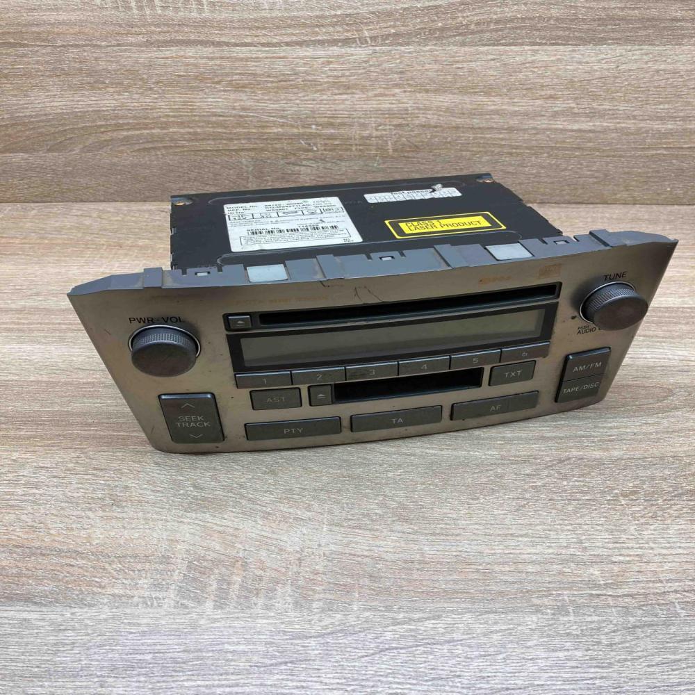 86120 05080   Radio/CD/DVD/GPS head unit Toyota Avensis T250