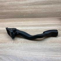 9645851580 0280752235  Accelerator throttle pedal Peugeot 307