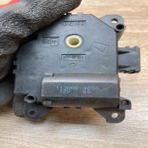 113800 4030   Air flap motor/actuator Subaru Outback (BS)
