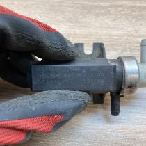 1H0906627A 72190325  Turbo solenoid valve Volkswagen PASSAT B5.5