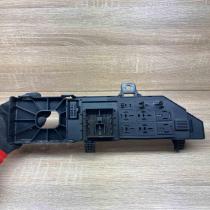 13181984  KB Fuse module Opel Signum