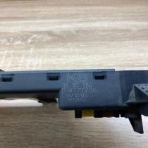 13181984  KB Fuse module Opel Signum