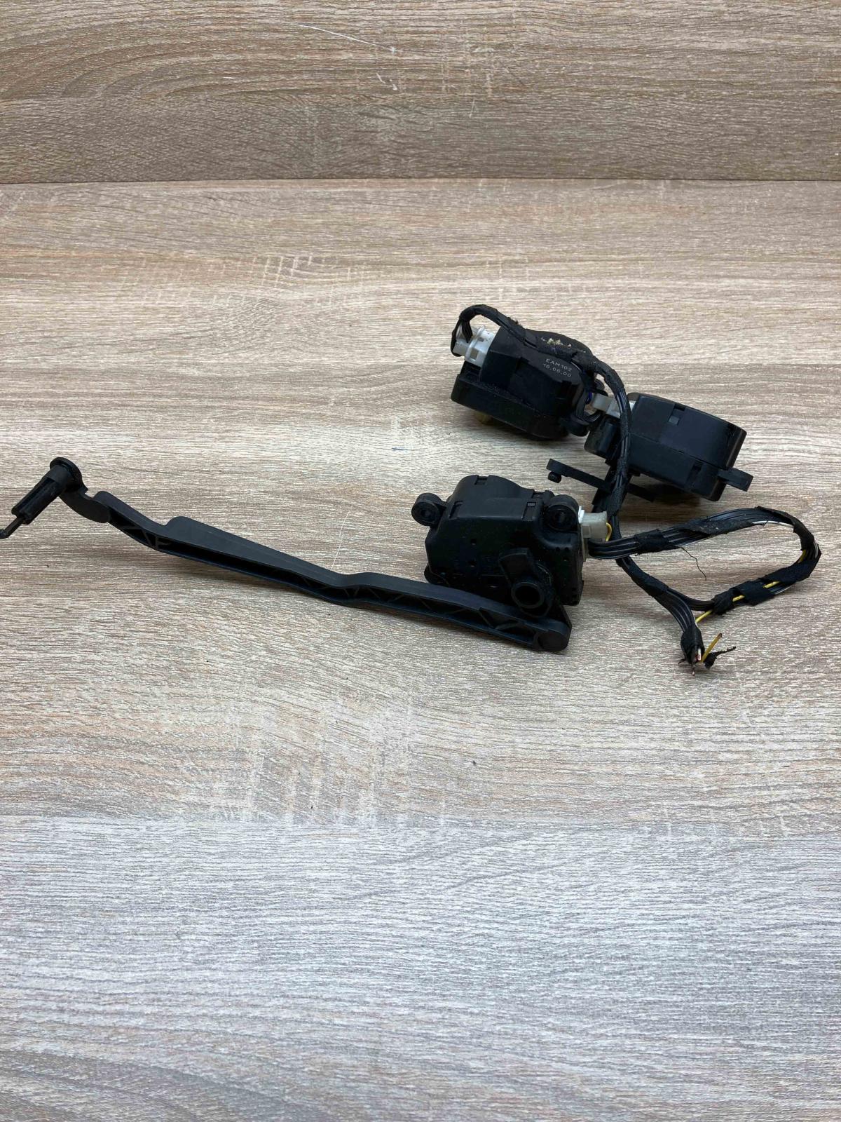 38249 42948 SET Air flap motor/actuator Volvo S80