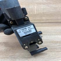 113846 101 0536001401  Front door window regulator motor Audi A4 S4 B5 8D