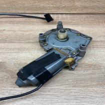 0531826101 Used  Front door window regulator motor Audi A6 S6 C4 4A