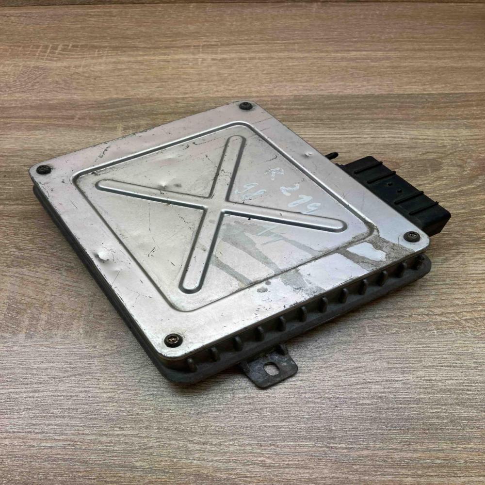 MKC104014  GD Engine control unit/module ECU Rover 200 XV