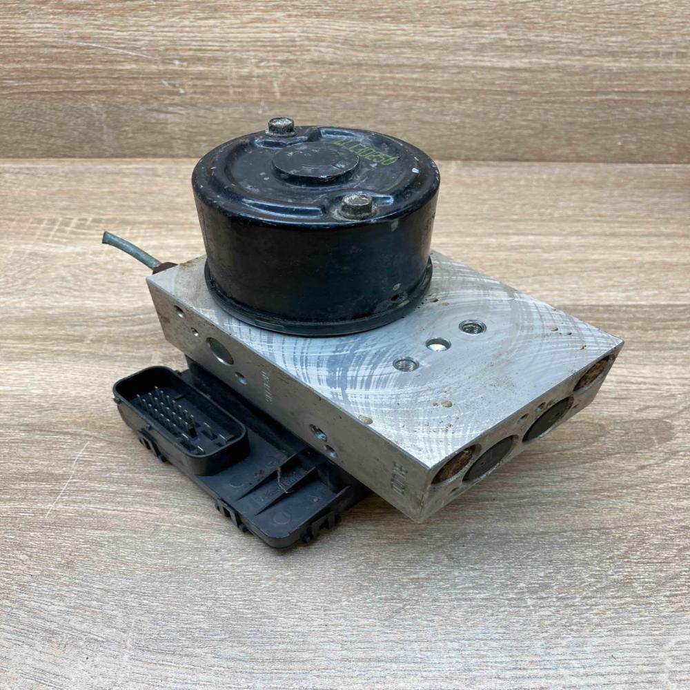 95660 26400 58900 26170  ABS Pump Hyundai Santa Fe