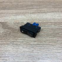8368932   Electric window control switch BMW 7 E38
