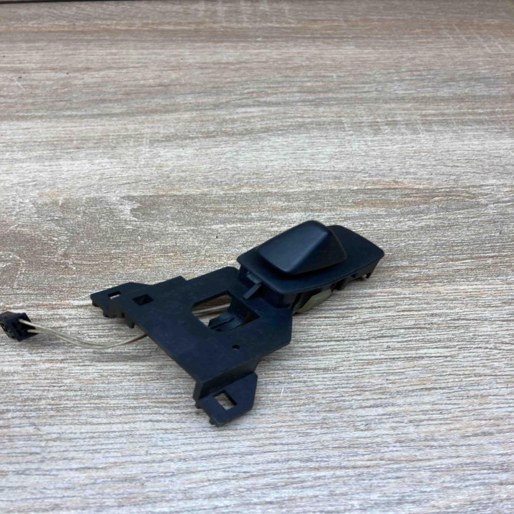 6947786 676786  Steering wheel adjustment switch BMW 5 E60 E61