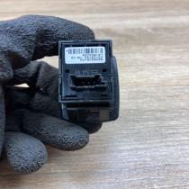 9208106   Electric window control switch BMW 1 F20 F21