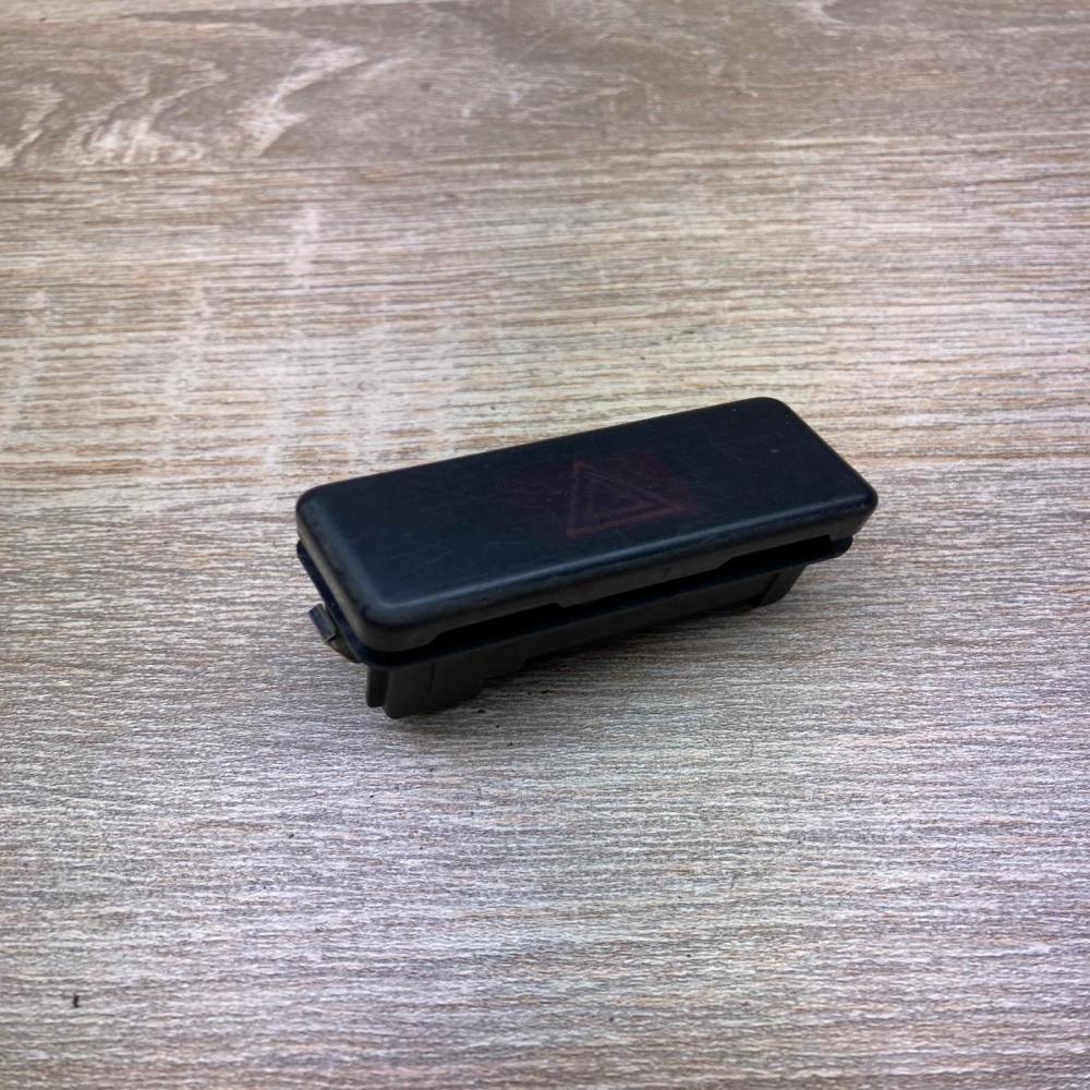 8350947   Hazard light switch BMW 5 E39