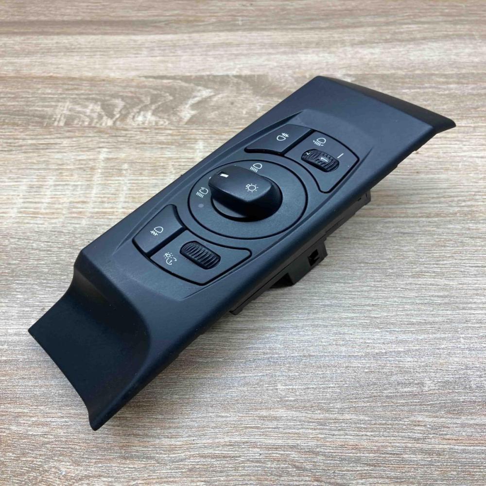 6925295 Used  Light switch BMW 5 E60 E61