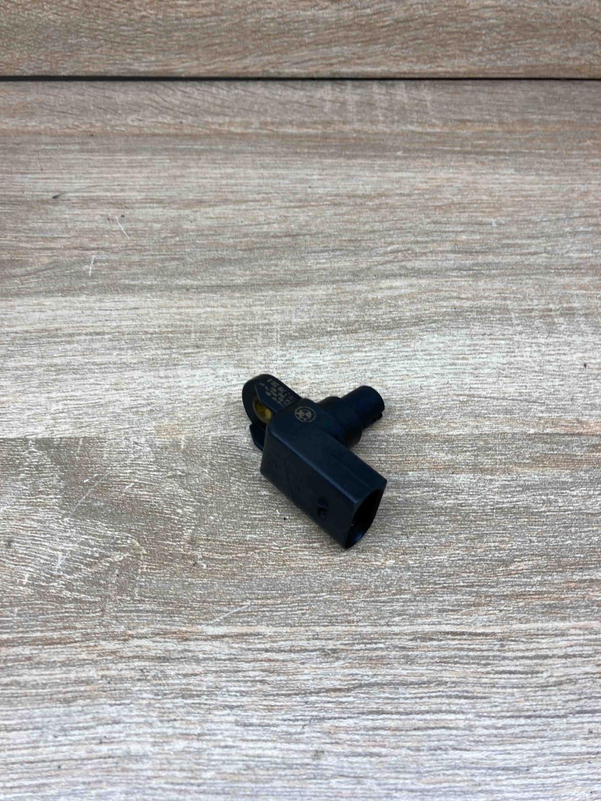 2249320B 2249320  Camshaft position sensor BMW 3 E46