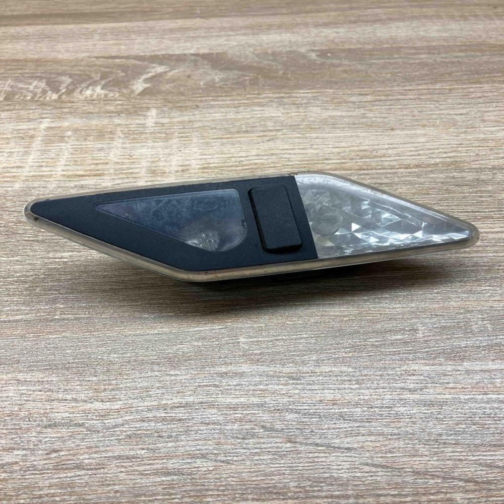 8375585  LH Rear seat light BMW 3 E46