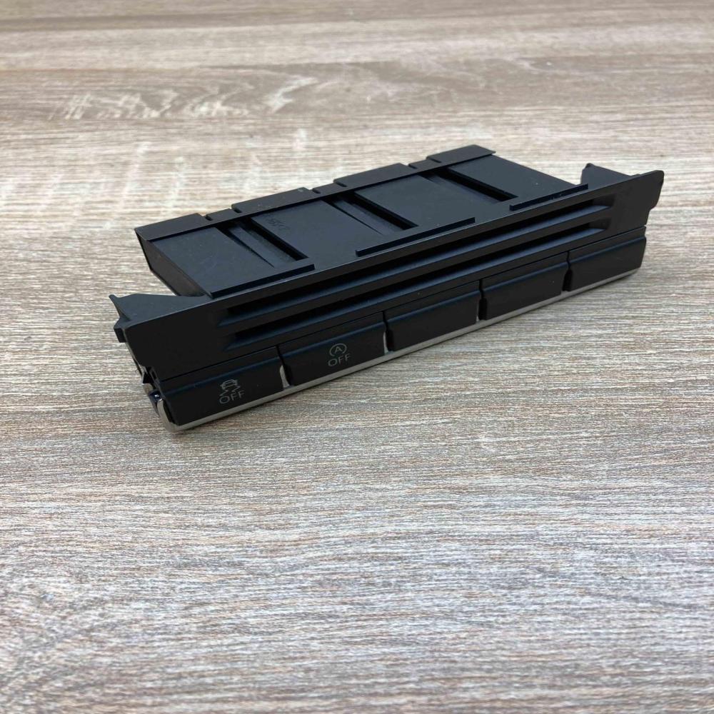 5N1927132R   ESP (stability program) switch Volkswagen Touran II