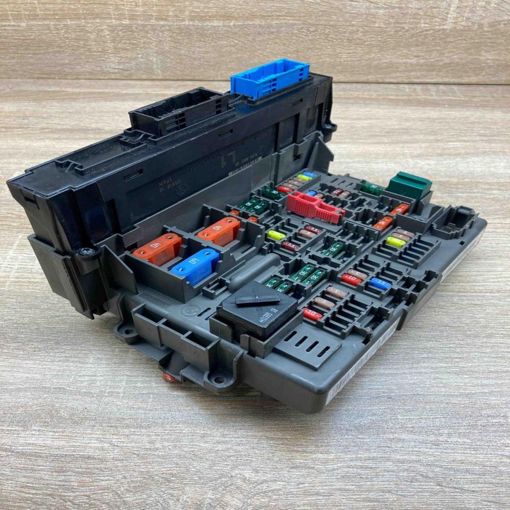9119446   Fuse module BMW 1 E81 E87