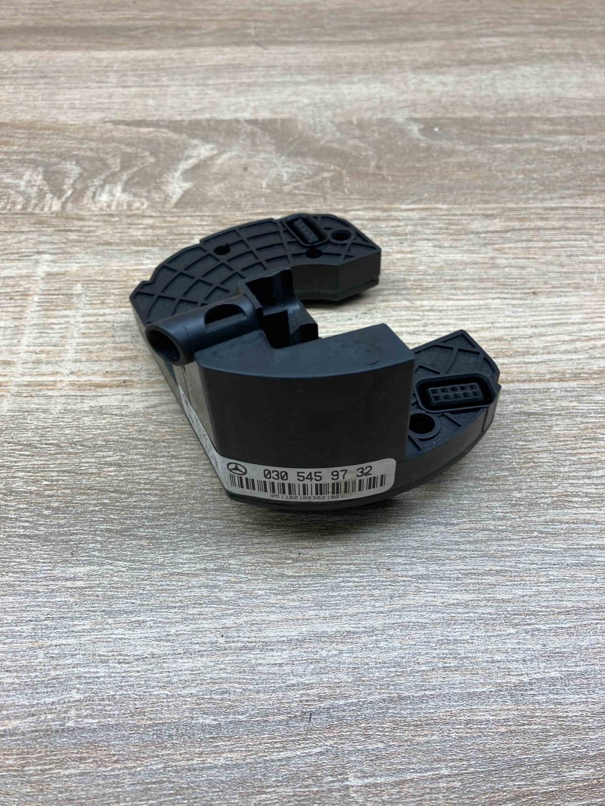 0305459732   Steering wheel angle sensor Mercedes-Benz E W211