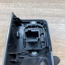 8679678   Electric window control switch Volvo V50