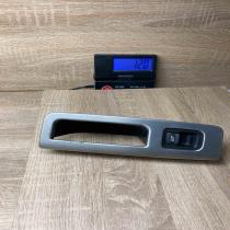 8679678   Electric window control switch Volvo V50