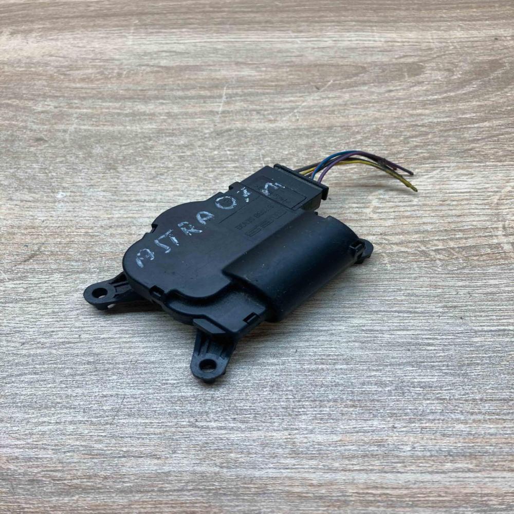 52406337 3093692  Air flap motor/actuator Opel Astra H